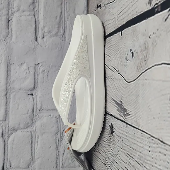 Crocs Sloane Glitter Women's White Thong Flip Flip Sandals Size 8