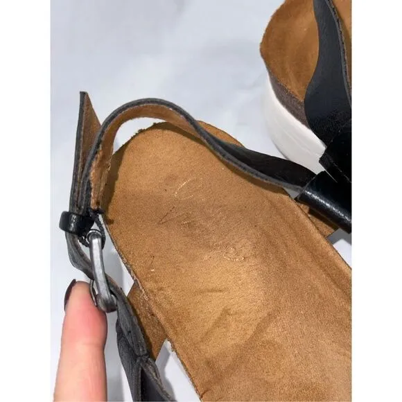 Crown Vintage black platform sandals | Sz 7M