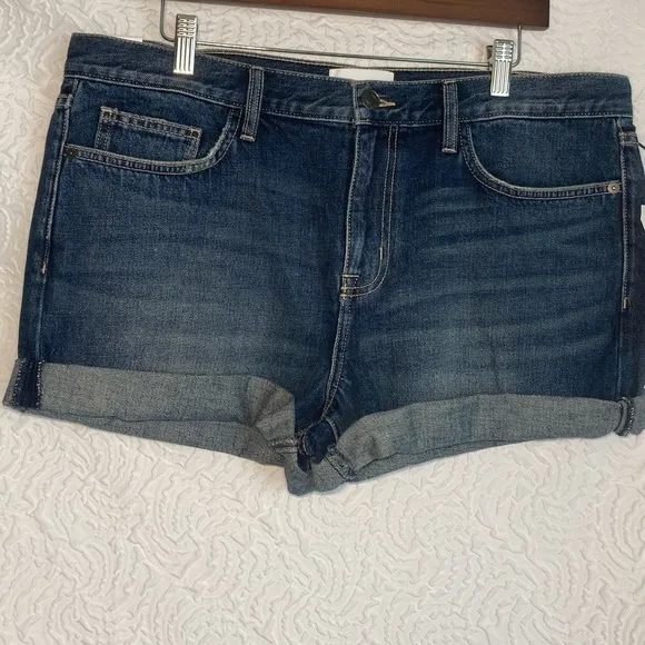 CURRENT Elliott Shorts size 25 NWT
