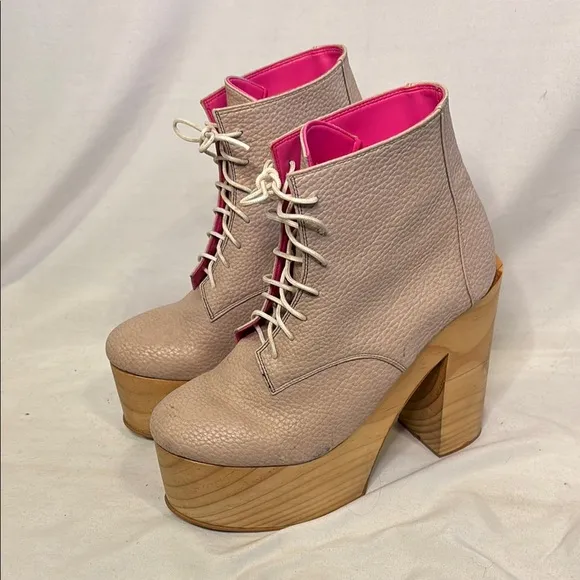 Deandri Women's Beige Platform Ankle Boots 7.5 Wood Heel