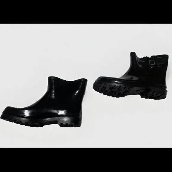DEW Rubber Sole Rain Women's Boots Sz 11 Shiny Black Ankle Height Buckle Pull-on