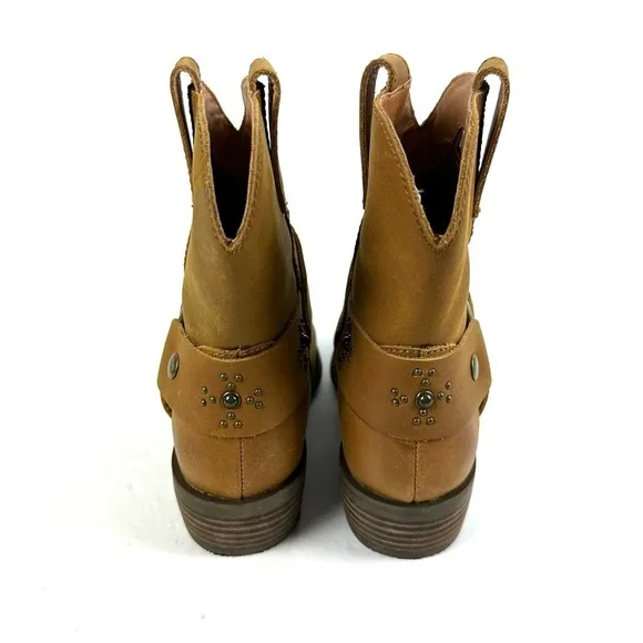 Dingo Sierra Ankle Boots 6.5 Camel Studded Leather Harness Bootie Womens