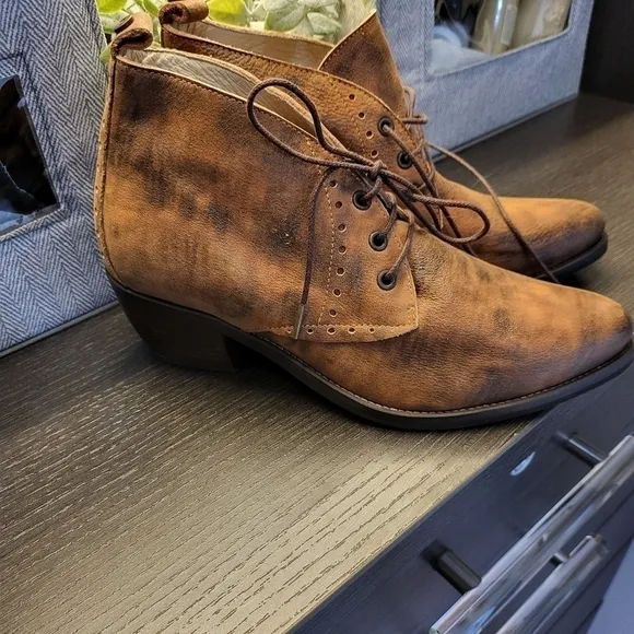 Dkode ankle lace up boot with sparkle