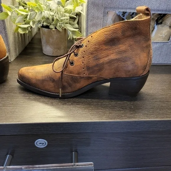 Dkode ankle lace up boot with sparkle