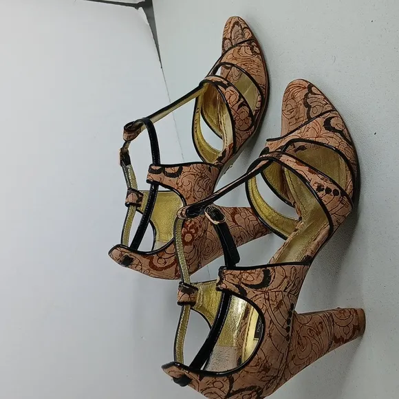 Dolce &amp; Gabbana Tan &amp; Black Cork Style High Heel Strap Sandal  8/39