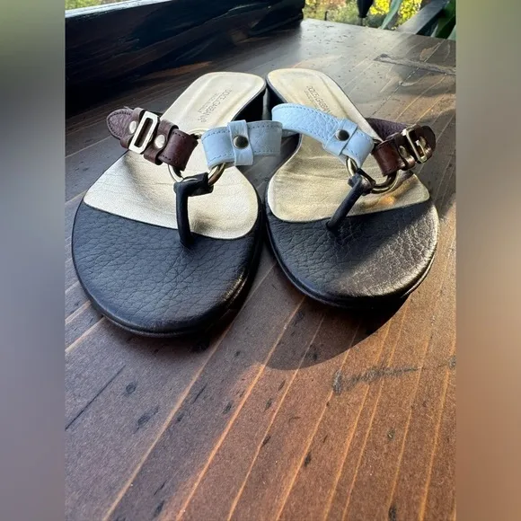 Dolce &amp; Gabbana Vintage Brown White Leather D&amp;G Logo Sandals Vero Cuoio 36 US 6