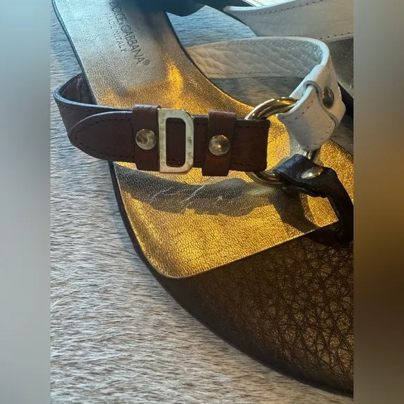 Dolce &amp; Gabbana Vintage Brown White Leather D&amp;G Logo Sandals Vero Cuoio 36 US 6