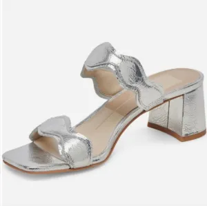 Dolce Vida Silver Distressed Leather Block Heel Sandals Size 8 brand new in box