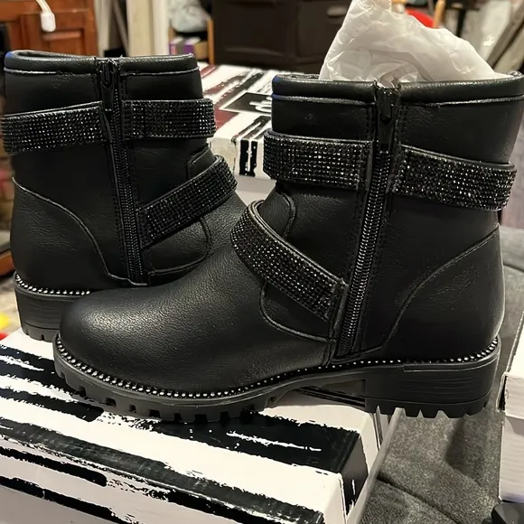 Dolce Vita Kids Size 4 Big Girls Black Rhinestone Accented Boots Brand New