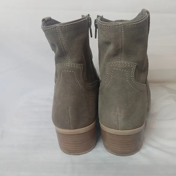 Dolce Vita Silma Ankle Boots, Size 10, Beige  Suede