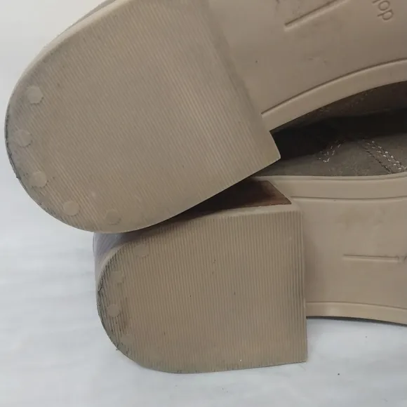 Dolce Vita Silma Ankle Boots, Size 10, Beige  Suede