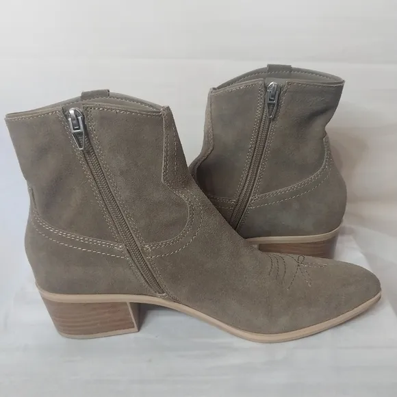 Dolce Vita Silma Ankle Boots, Size 10, Beige  Suede
