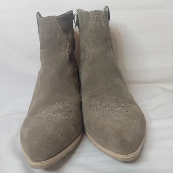 Dolce Vita Silma Ankle Boots, Size 10, Beige  Suede