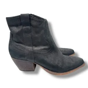 Dolce Vita Silma black leather western zip ankle boots 7.5