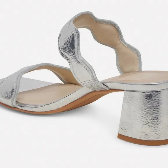 Dolce Vita Silver Distressed Leather Block Heel Sandals Size 8.5 new in box