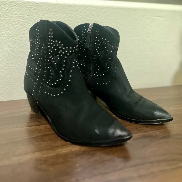 Dolce Vita Solow Stud Western Boots