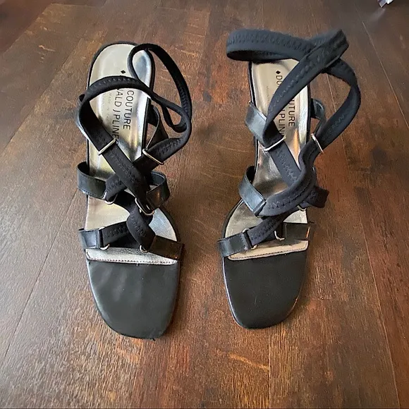 Donald J Pliner cross cross strappy sandals
