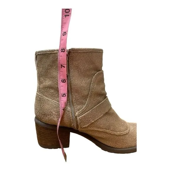 DONALD PLINER Sz 7.5 Leather Gold Glitter Buckle Ankle Delta Boots Feminine