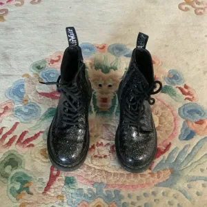 Dr. Martens 1460J Cosmic Glitter Sparkles Black Ankle Zip Boots Youth Sz 2