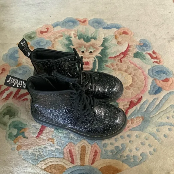 Dr. Martens 1460J Cosmic Glitter Sparkles Black Ankle Zip Boots Youth Sz 2