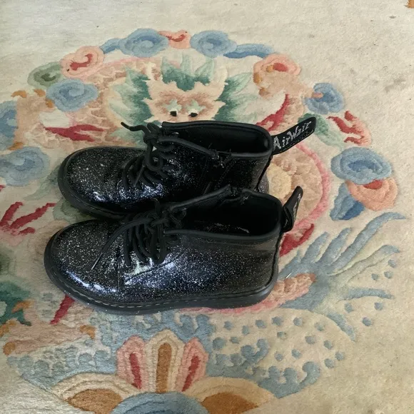 Dr. Martens 1460J Cosmic Glitter Sparkles Black Ankle Zip Boots Youth Sz 2