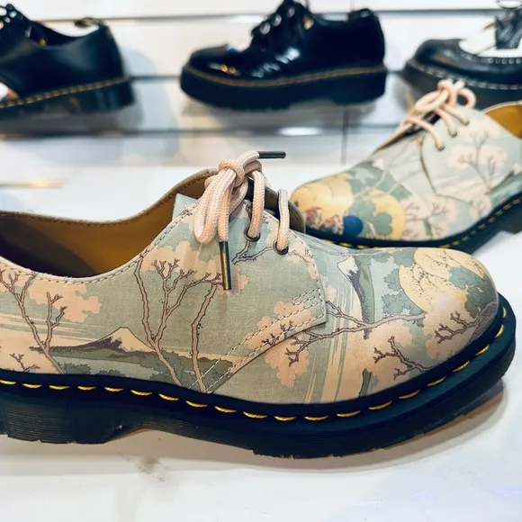 Dr. Martens 1461 x The MET Katsushika Hokusai Collaboration Oxford Shoes