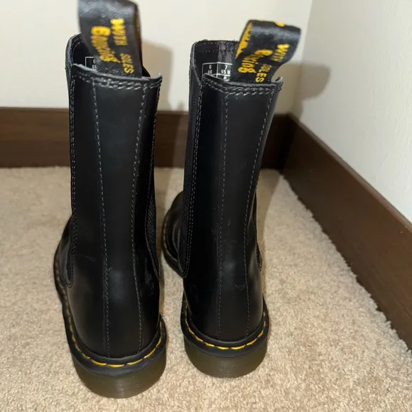 Dr. Martens Black Chelsea Boots 2976 HI