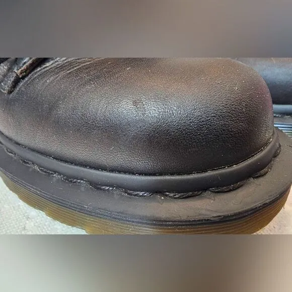 Dr. Martens Black Leather Boots Combat Motto 8-eye boots Women’s Size 7