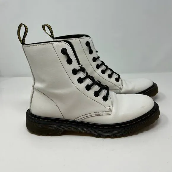 Dr Martens Boots Women's Size 8 Luana Airwalk AW004 Preppy Normcore 7 Eyelet