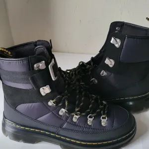 Dr. MARTEN’S COMBS TECH QUILTED BOOTS men  sz-10 nwt box
