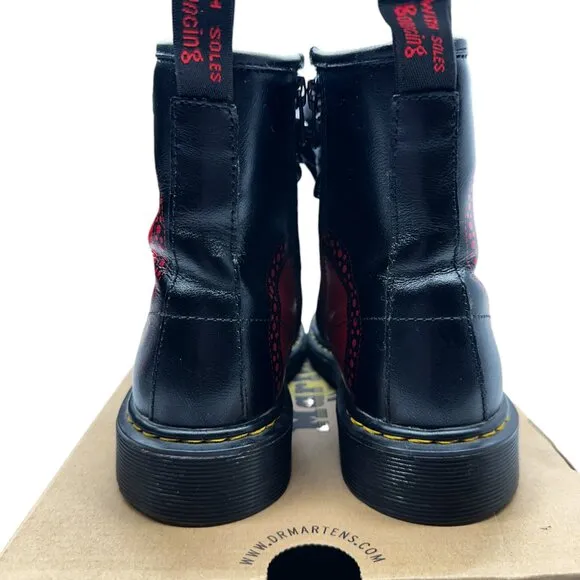 Dr Martens Delaney Heart Boots (6 Youth)
