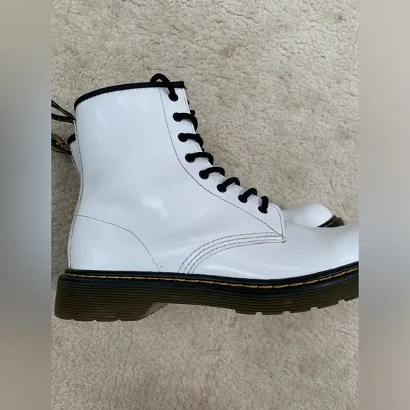 Dr. Martens Size Youth 6 / Woman's 7, White Boots