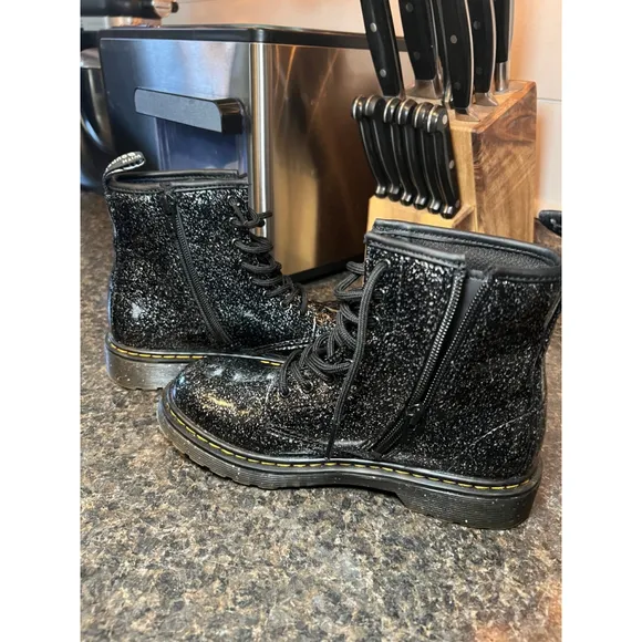 Dr. Martens Unisex-Child 1460 Black Glitter Lace Up Fashion Boot