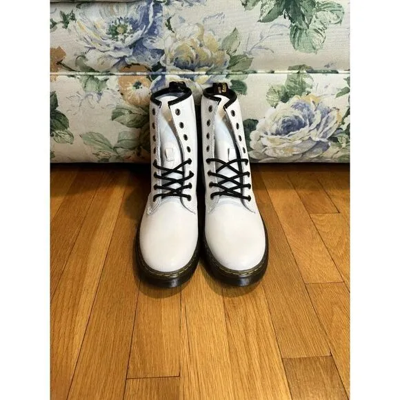 Dr. Martens Zavala Combat Boots White Lace Up Leather Ankle Womens 7 Mens 6
