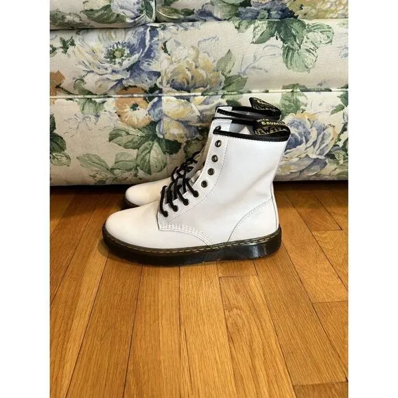 Dr. Martens Zavala Combat Boots White Lace Up Leather Ankle Womens 7 Mens 6