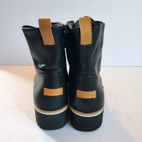 Dr Scholl's Black Lace Up Boots  Size 9 with Platform Sole