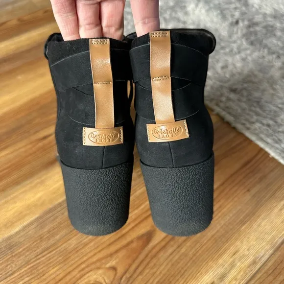 DR. SCHOLL’S | Black Wedge Ankle Boots