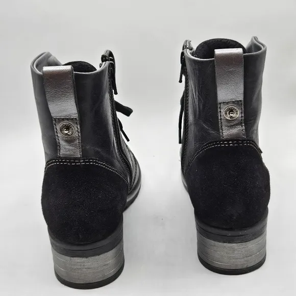 Dromedaris Leather Short Padded Lace-Up Boots Kara Black and Silver 40 / 9.5/10