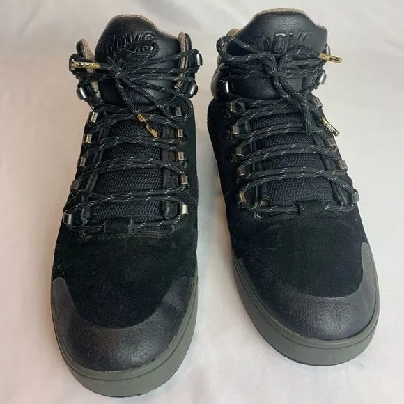 DVS Vanguard  Men's Black Skateboard Boots Size 9