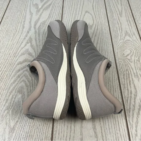 Easy Spirit Be Strong 2 Zipper Front Walking Sneakers Shoes 12M Taupe $70