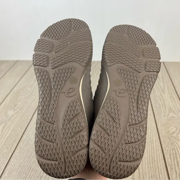 Easy Spirit Be Strong 2 Zipper Front Walking Sneakers Shoes 12M Taupe $70