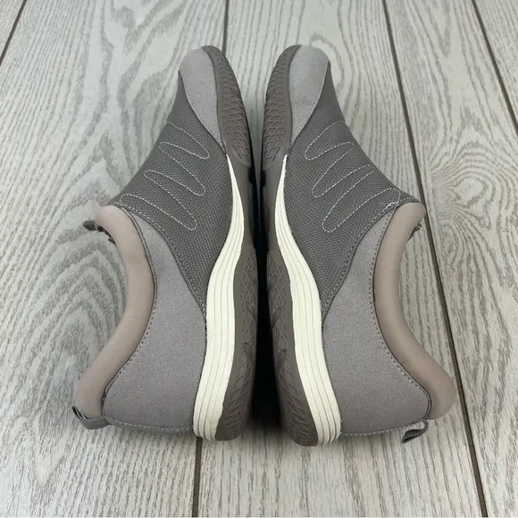 Easy Spirit Be Strong 2 Zipper Front Walking Sneakers Shoes 12M Taupe $70