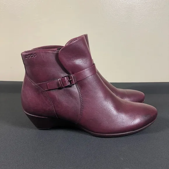 Ecco Ankle Boots.