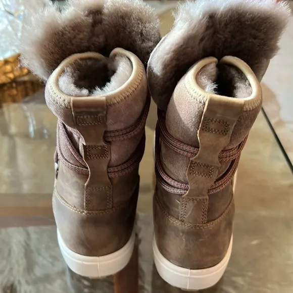 Ecco shearling boots size EUR 41 US 10