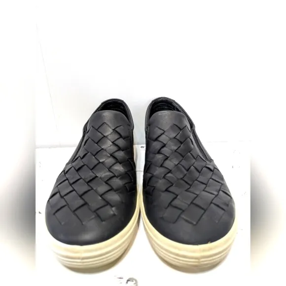 Ecco Soft 7 Woven Leather Slip On Shoes Two Pair Lot Black Pink Size 8 Or 39