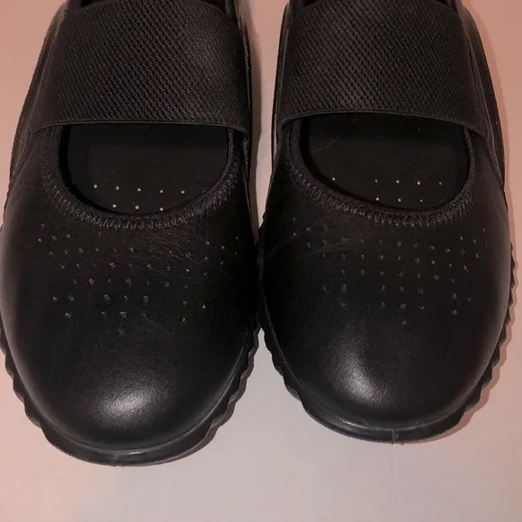 ECCO Women's Vibration 1.0 Mary Jane Low Shoes