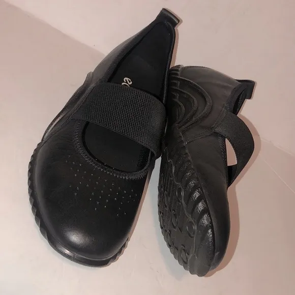 ECCO Women's Vibration 1.0 Mary Jane Low Shoes
