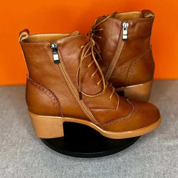ECOSUSI Vintage Martin Lined Brown boots Fancy Victorian (Their Sizing 37) US 6