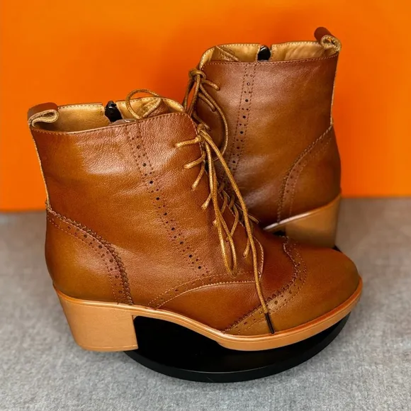 ECOSUSI Vintage Martin Lined Brown boots Fancy Victorian (Their Sizing 37) US 6