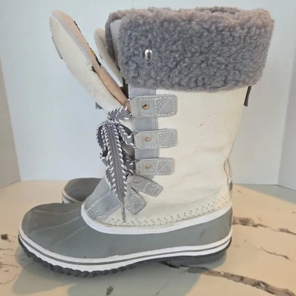 Eddie Bauer Women's Hunt Pac Thermafill Winter Boots Fur Suede Beige Size 7